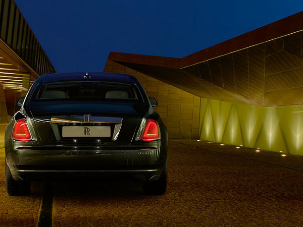 రోల్స్ రాయిస్ ఘోస్ట్