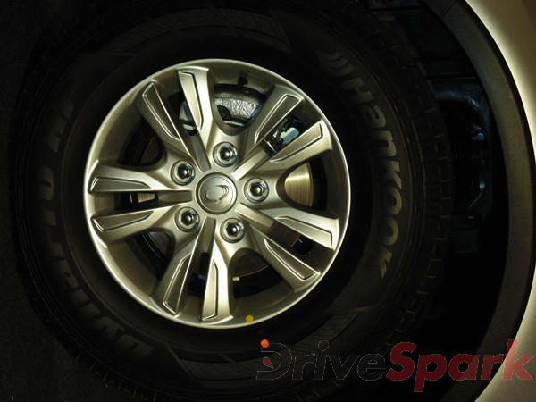 అల్లాయ్ వీల్స్