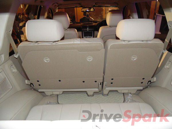 3వ వరుస సీట్లు