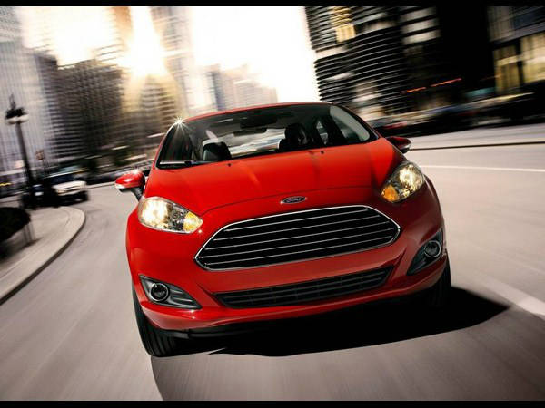 2013 ఫోర్డ్ ఫియస్టా సెడాన్