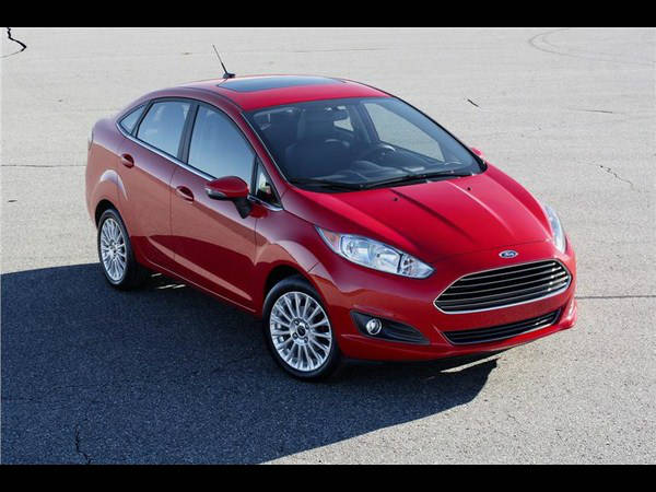 2013 ఫోర్డ్ ఫియస్టా సెడాన్