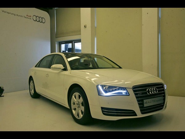 ఆడి ఏ8ఎల్ ఆడి ఏ8ఎల్