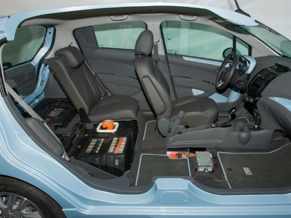 2012 చెవర్లే స్పార్క్ ఎలక్ట్రిక్ వెహికల్