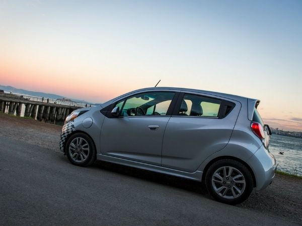 2012 చెవర్లే స్పార్క్ ఎలక్ట్రిక్ వెహికల్