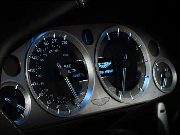 ఆస్టన్ మార్టిన్ వి8 వ్యాంటేజ్‌