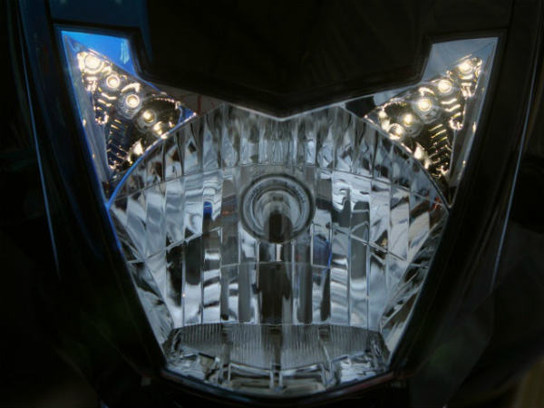 మహీంద్రా పాంటెరో అండ్ సెంచురో