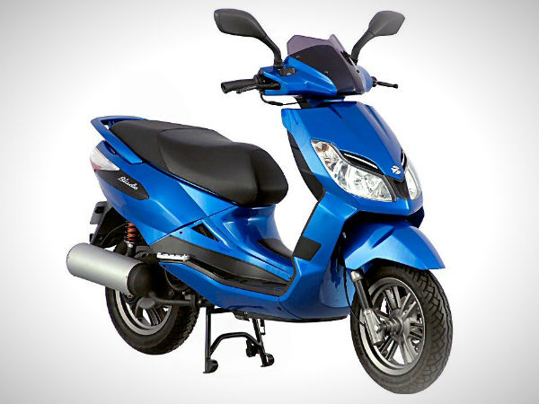 బజాజ్ బ్లేడ్ 125సీసీ ఆటోమేటిక్ స్కూటర్‌