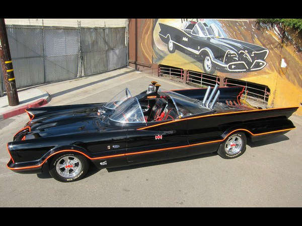 1966 బ్యాట్‌మొబైల్ (బ్యాట్‌మాన్ కారు)