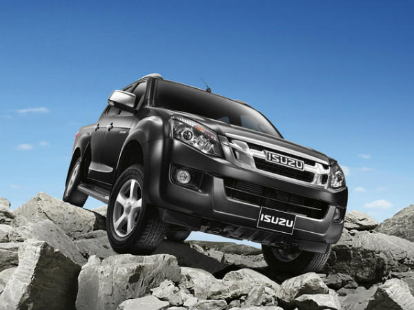 ఇసుజు వి క్రాస్