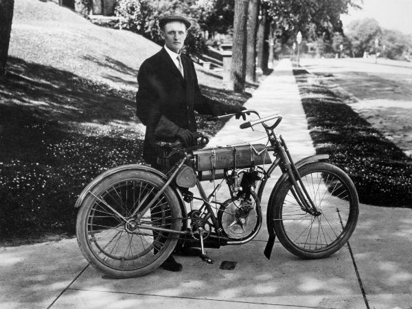 హ్యార్లీ డేవిడ్‌సన్ సత్యాలు