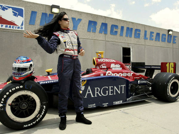 డానికా పాట్రిక్ క్యాలెండర్