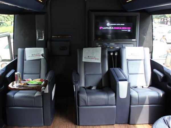 లగ్జురా మ్యాజికల్ బస్సును విడుదల చేసిన అశోక్ లేలాండ్