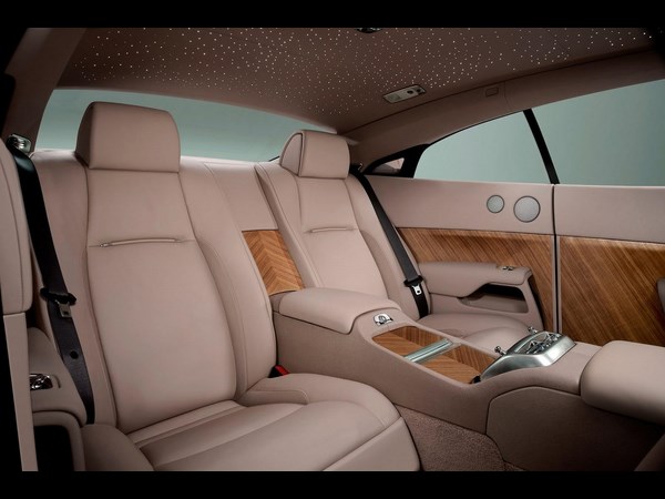 హై పెర్ఫామెన్స్ రోల్స్ రాయిస్ వ్రైత్