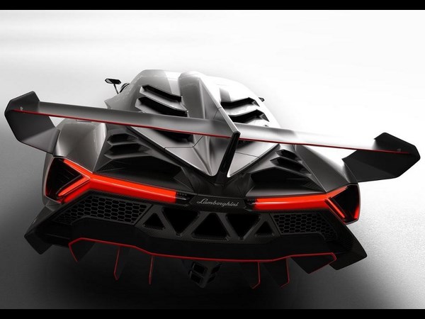 లాంబోర్గినీ వెనెవో