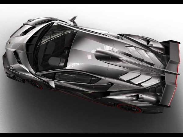 లాంబోర్గినీ వెనెవో