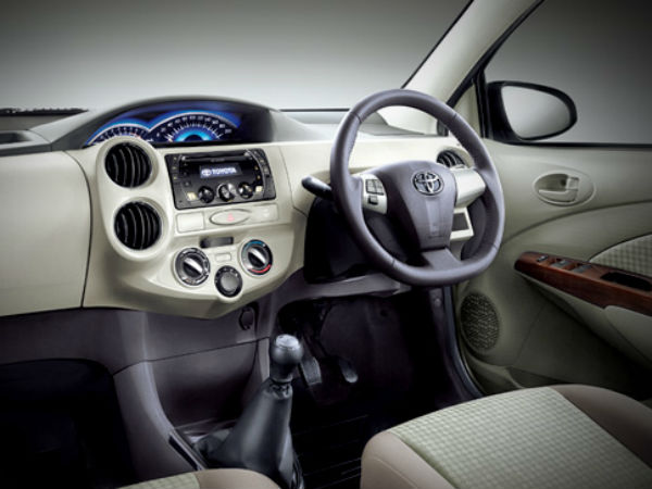 2013 టొయోటా ఎతియోస్