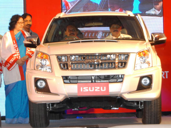 ఇసుజు ఎమ్‌యూ-7 ఎస్‌యూవీ విడుదల