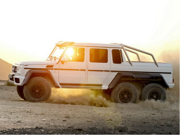 మెర్సిడెస్ బెంజ్ జి63 ఏఎమ్‌జి 6X6