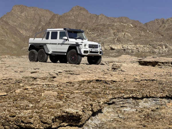 మెర్సిడెస్ బెంజ్ జి63 ఏఎమ్‌జి 6X6