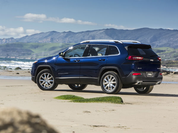 2014 జీప్ చిరోకీ: ఫోటోలు