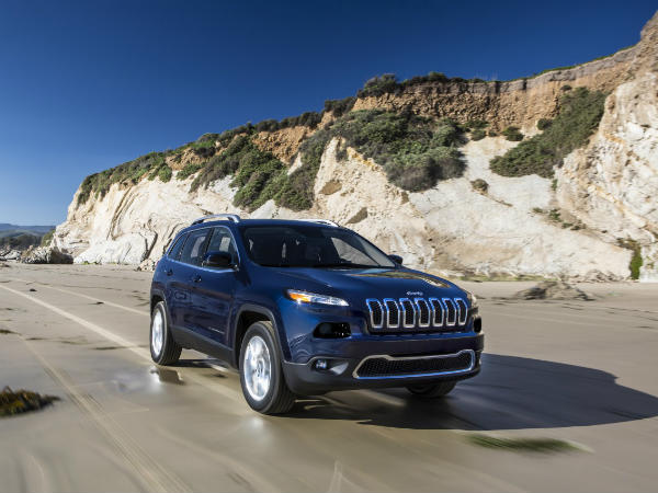 2014 జీప్ చిరోకీ: ఫోటోలు