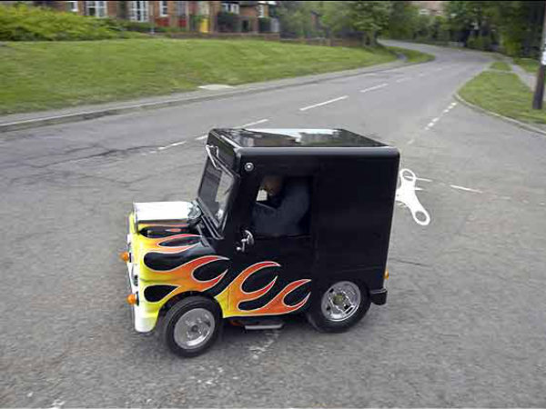 ప్రపంచంలో కెల్లా అతిచిన్న రోడ్ లీగల్ కారు