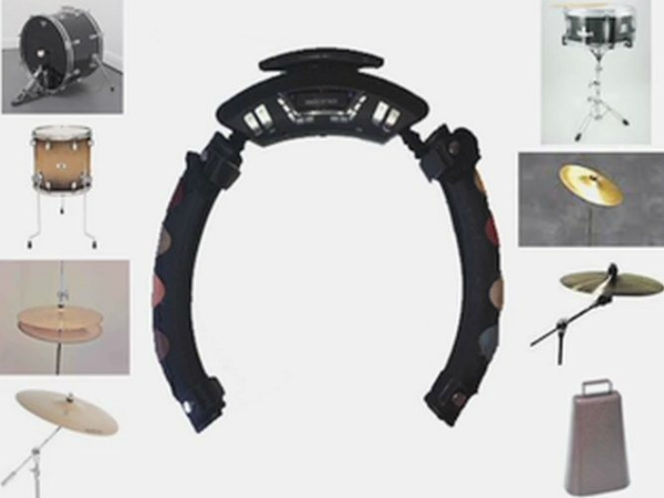 స్టీరింగ్ వీల్‌ను డ్రమ్ కిట్‌గా మార్చే 'స్మాక్ అటాక్'