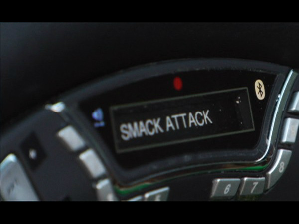 స్టీరింగ్ వీల్‌ను డ్రమ్ కిట్‌గా మార్చే 'స్మాక్ అటాక్'