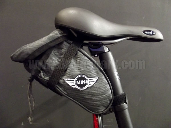 బెంగుళూరులో కొత్త షోరూమ్‌ను ప్రారంభించిన మినీ