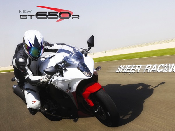 2013 హ్యోసంగ్ జిటి 650 ఆర్