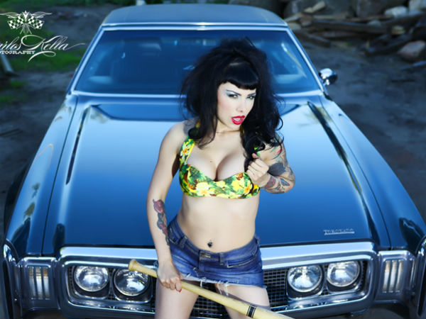 గర్ల్స్ అండ్ లెజెండ్రీ యూఎస్ కార్స్