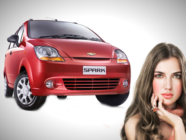 కార్లపై భారీ తగ్గింపులు