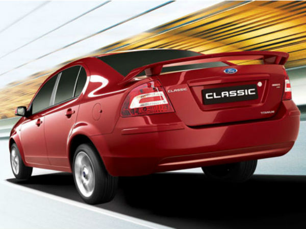 కార్లపై భారీ తగ్గింపులు