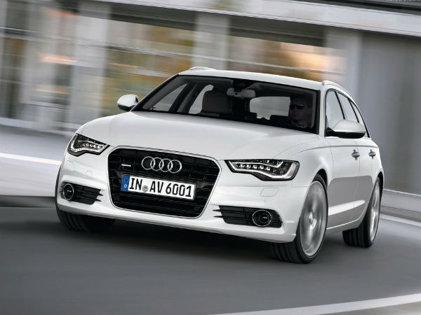 కార్లపై భారీ తగ్గింపులు