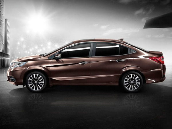 హోండా క్రైడర్ సెడాన్