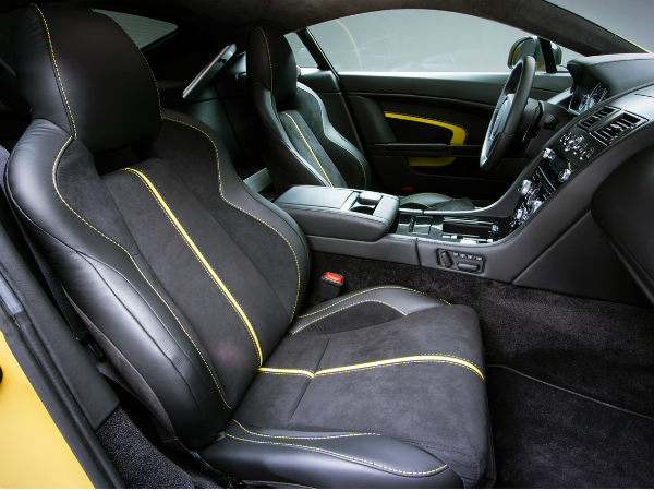 ఆస్టన్ మార్టిన్ వి12 వ్యాంటేజ్ ఎస్