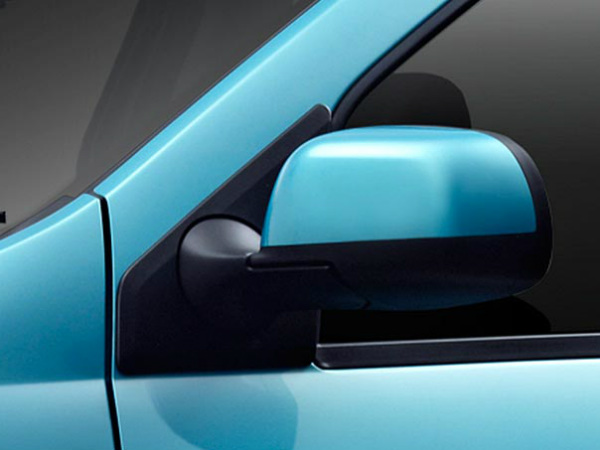 బ్లాక్ అండ్ బాడీ కలర్ సైడ్ వ్యూ మిర్రర్స్