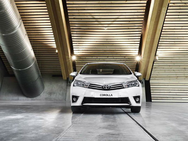 యూరోపియన్ వెర్షన్ 2014 టొయోటా కరోలా 