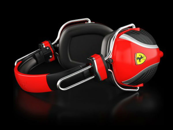 ఫెరారీ స్కుడెరియా పి200 హెడ్‌ఫోన్