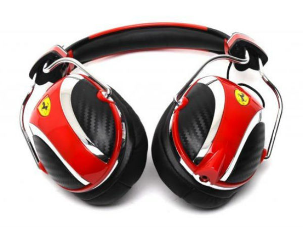 ఫెరారీ స్కుడెరియా పి200 హెడ్‌ఫోన్