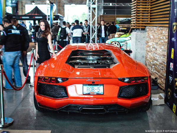 ఇంపోర్ట్‌ఫెస్ట్ 2013లో మెరిసిన కార్స్ అండ్ గర్ల్స్