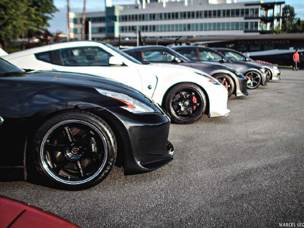 ఇంపోర్ట్‌ఫెస్ట్ 2013లో మెరిసిన కార్స్ అండ్ గర్ల్స్