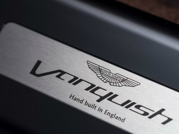 ఆస్టన్ మార్టిన్ వాంక్విష్ వొలాంటే కన్వర్టిబల్‌