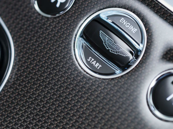 ఆస్టన్ మార్టిన్ వాంక్విష్ వొలాంటే కన్వర్టిబల్‌