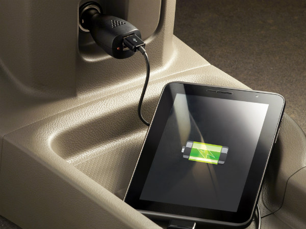 నిస్సాన్ ఇవాలియా