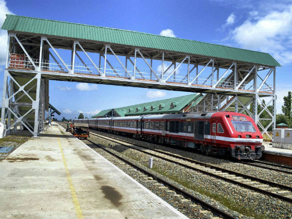 భారత్‌లో కెల్లా పొడవైన రైలు సొరంగ మార్గం