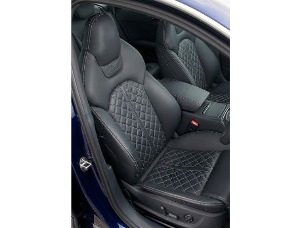 ఆడి ఎస్6- ప్రీమియం లెథర్ స్పోర్టీ సీట్స్