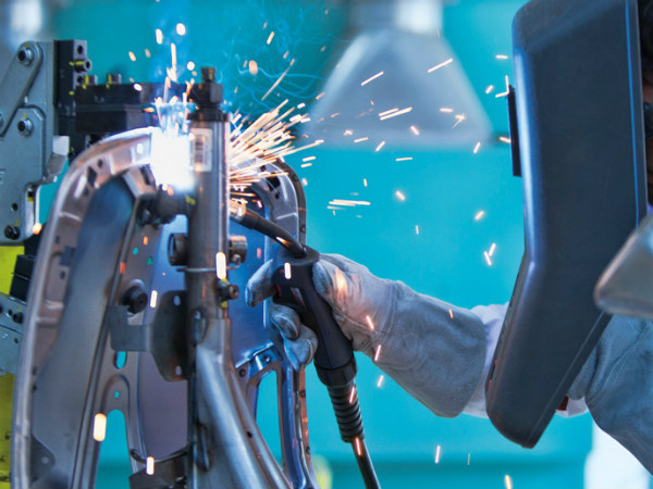 వెస్పా 946 హ్యాండ్‌మేడ్