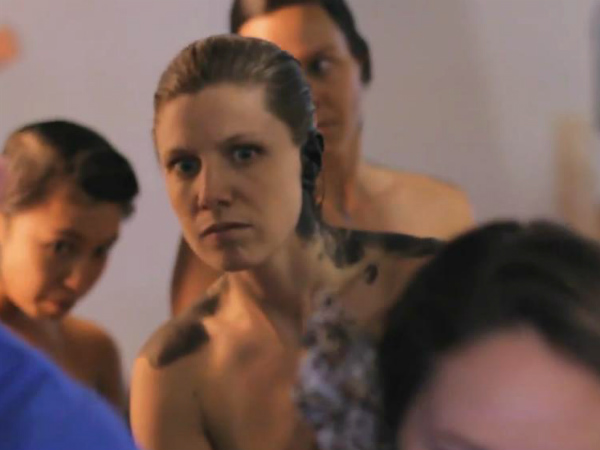 ఫియట్ అబార్త్ బాడీ పెయింట్ ప్రకటన