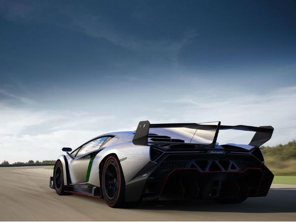 Lamborghini Veneno Rear